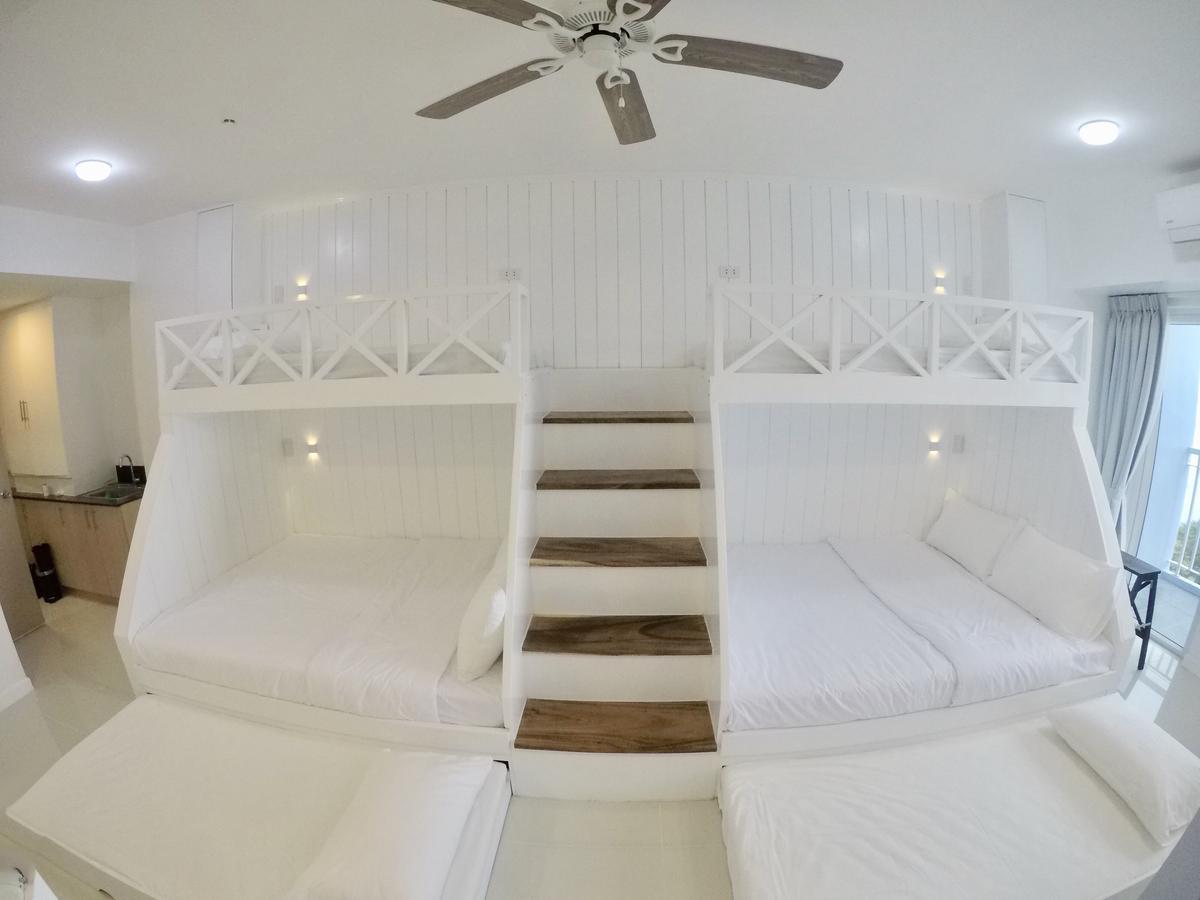 Cozy Family Suite With Stunning View Of Taal Tagaytay City Екстер'єр фото